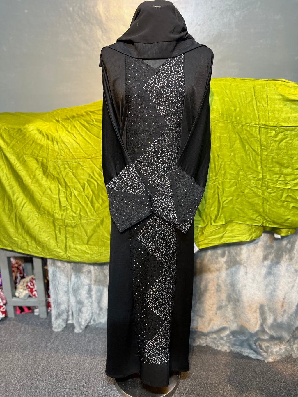 Premium Dubai Abaya with Embroidery, Stone Work & Zoom Material – Elegant Modest Wear